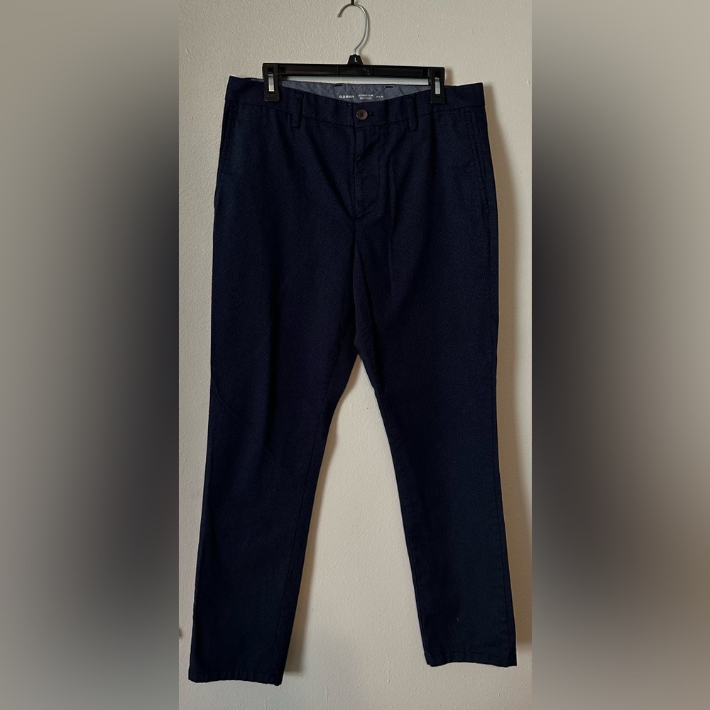 EUC Men’s Old Navy Dress Pants, Navy Blue Micro Dots Pattern, Size 34x32